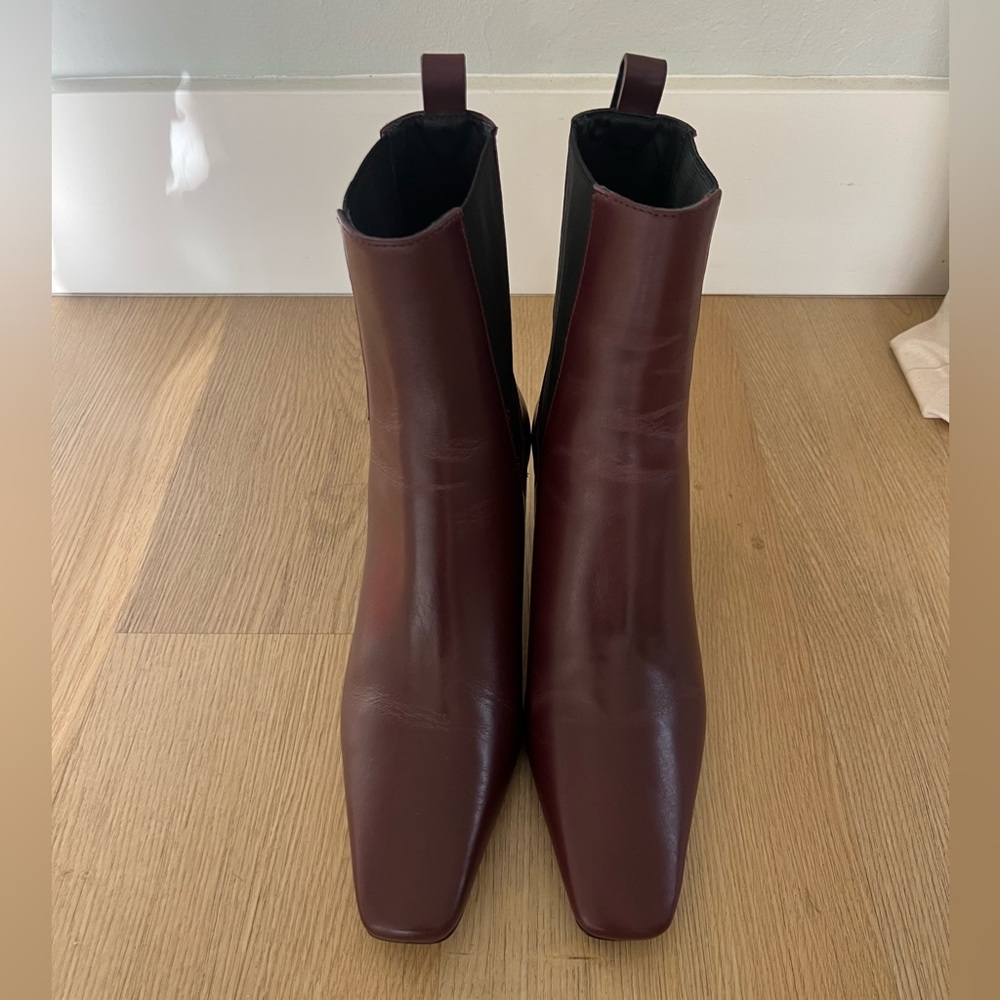 Reformation Roberta Ankle Boots - Picture 5 of 7
